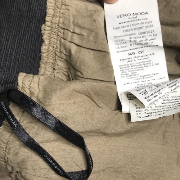 Vero Moda Mini Flair Lace Skirt | Size S - Picture 5 of 6